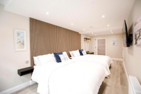 Oceania Suites